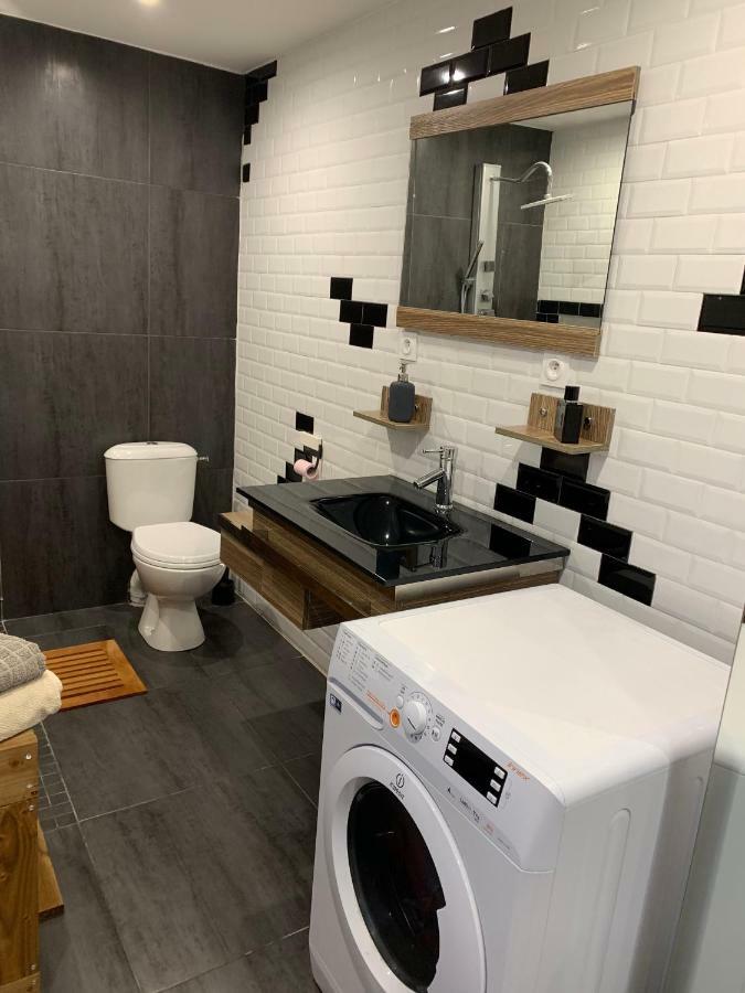 Appartement Neuf Tt Confort - Terrasse Ensoleillee Borgo  Buitenkant foto